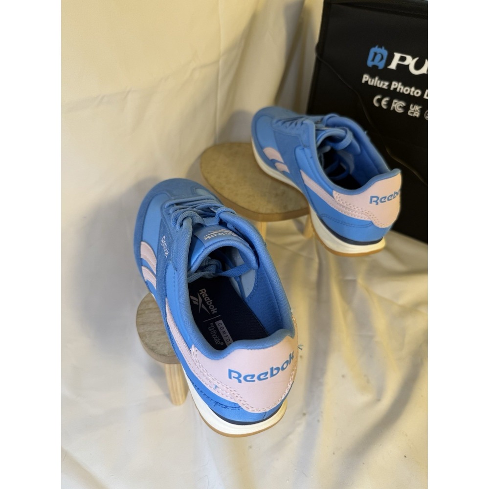 REBOK BRAND NEW BLUE WITH PINK ACCENTS WOMENS Size 7.5 - Picture 14 of 16